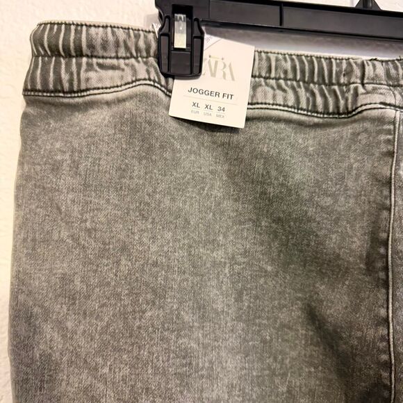 Zara Men's GreyGreen Joggers - Picture 4 of 6